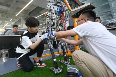 浙江 研發(fā)投入五年翻番 智能機器人產(chǎn)業(yè)迎來新機遇